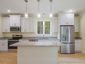 14 Welch Ave A, Rutland MA 01543