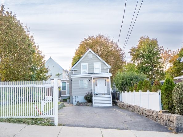 63 Adams St, Lynn MA 01902