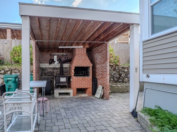 63 Adams St, Lynn MA 01902