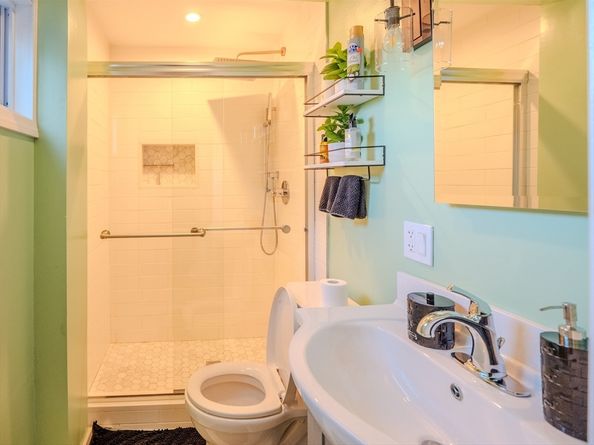 63 Adams St, Lynn MA 01902