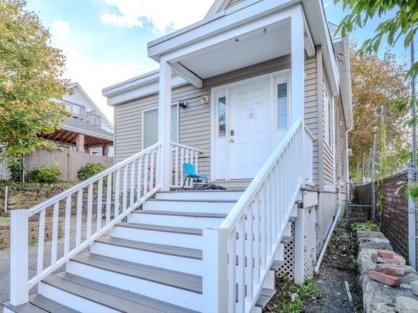 63 Adams St, Lynn MA 01902