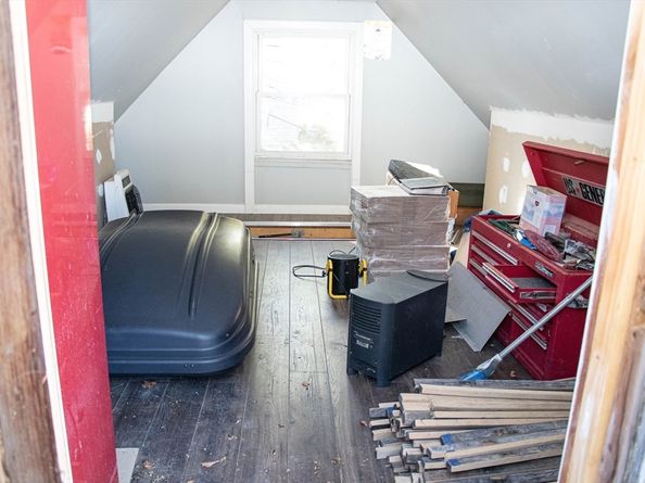 20 Washburn St, Worcester MA 01610