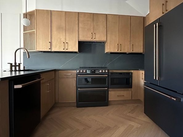 219 Saratoga Street 2, Boston MA 02128