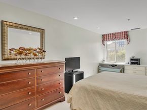 6 Canal Park 602, Cambridge MA 02141