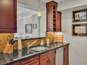 6 Canal Park 602, Cambridge MA 02141