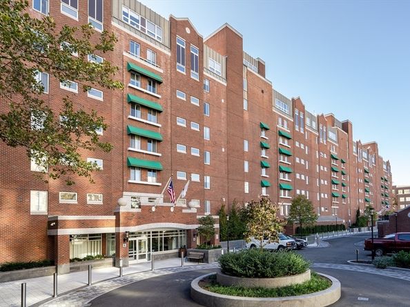 6 Canal Park 602, Cambridge MA 02141
