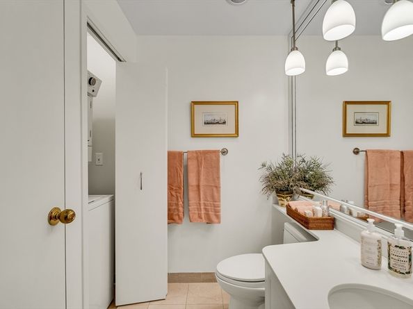 6 Canal Park 602, Cambridge MA 02141