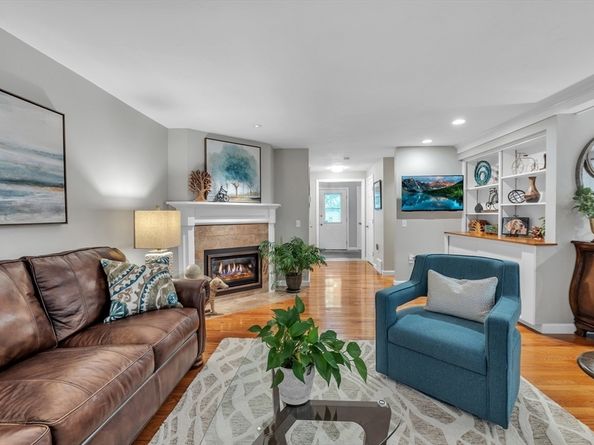 770 Salisbury Street 201, Worcester MA 01609