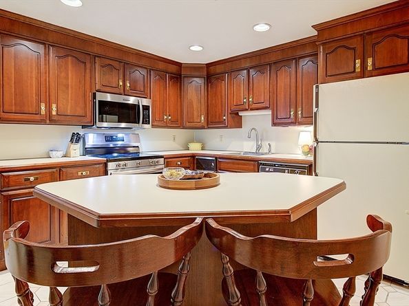 785 Washington Street 206, Norwood MA 02062