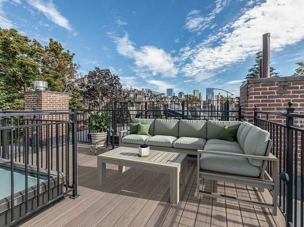 27 Lawrence Street, Boston MA 02116
