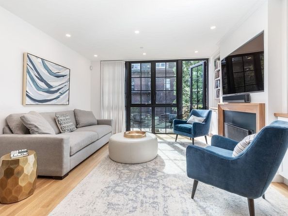 27 Lawrence Street, Boston MA 02116