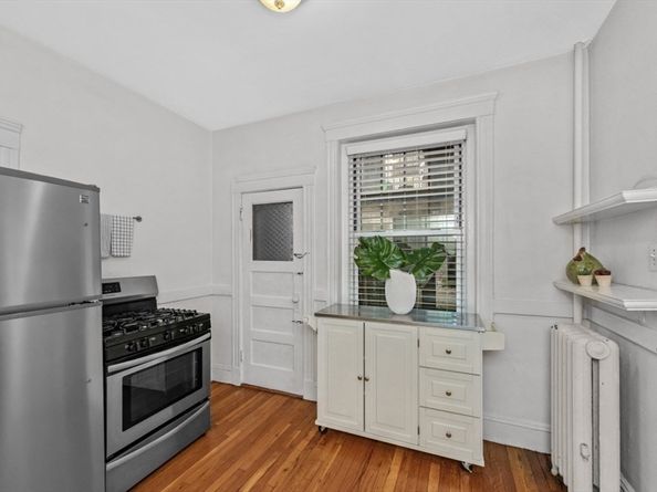 65 Lanark Rd 2, Boston MA 02135