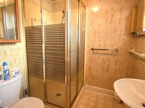 305R Lexington St, Boston MA 02128