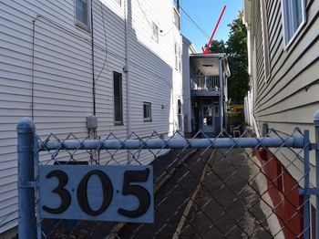 305R Lexington St