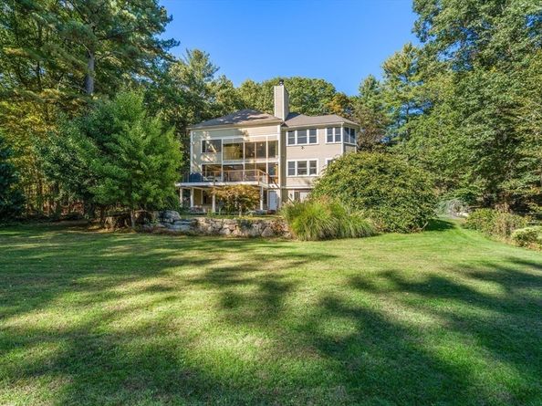 39 Westbrook Lane, Westwood MA 02090
