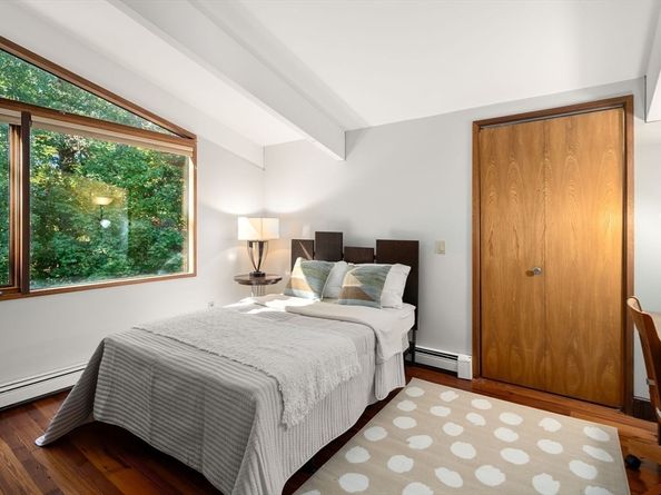 39 Westbrook Lane, Westwood MA 02090