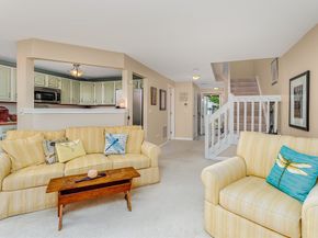 405 Ridgefield Cir C, Clinton MA 01510