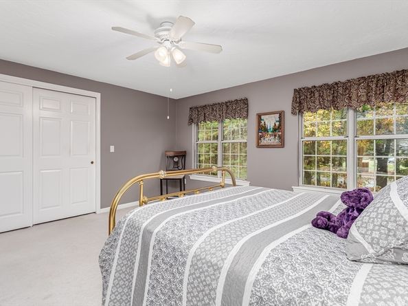 405 Ridgefield Cir C, Clinton MA 01510