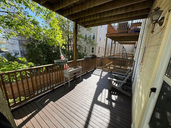 511 E 8th St A, Boston MA 02127