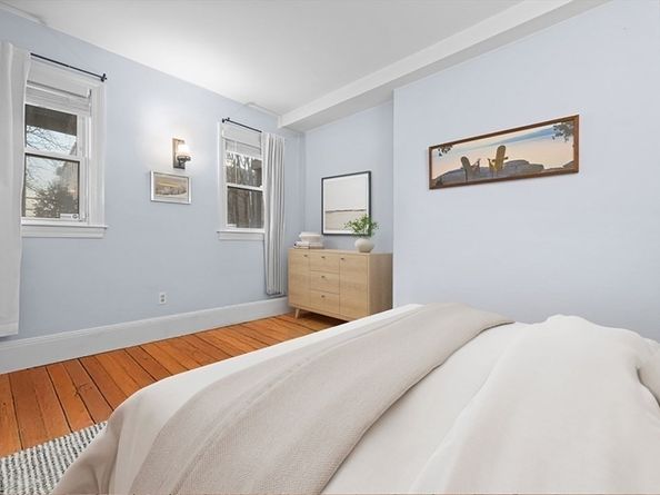 511 E 8th St A, Boston MA 02127