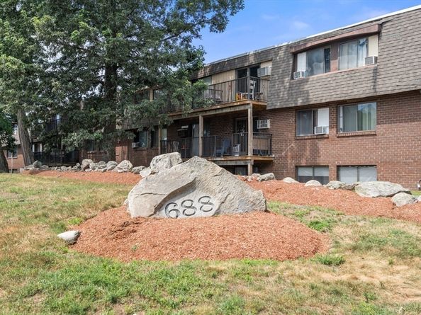 688 Boston Post Rd E 202, Marlborough MA 01752
