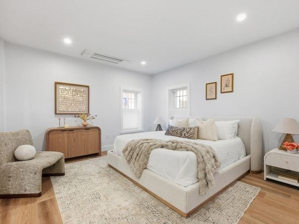 94 Saint Botolph St 1, Boston MA 02116
