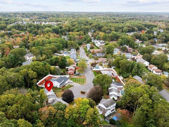 67 Abby Rd, Braintree MA 02184