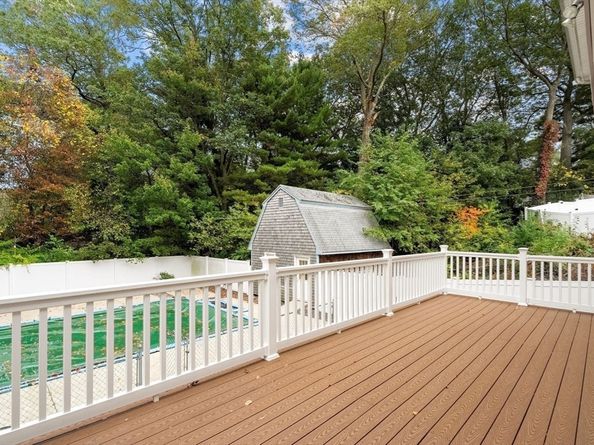 67 Abby Rd, Braintree MA 02184