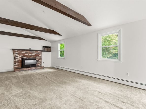 67 Abby Rd, Braintree MA 02184