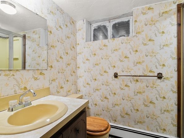 67 Abby Rd, Braintree MA 02184