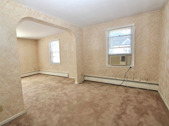 79 Alvarado Ave, Worcester MA 01604