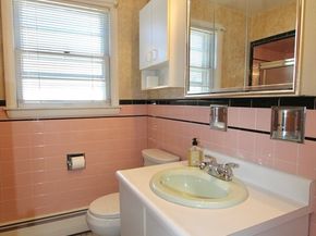 79 Alvarado Ave, Worcester MA 01604