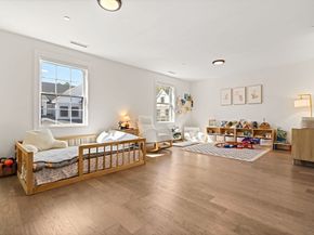 300 Albion Road 306, Bedford MA 01730