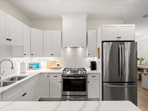 300 Albion Road 306, Bedford MA 01730