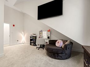 300 Albion Road 306, Bedford MA 01730