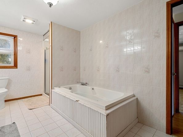 3 Stone Court, Gloucester MA 01930