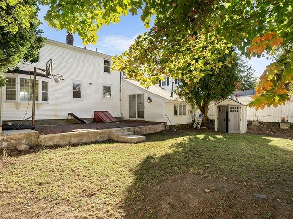 33 Vesey Rd, Randolph MA 02368