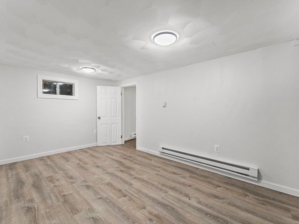 33 Vesey Rd, Randolph MA 02368