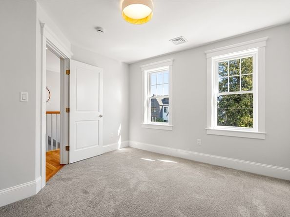 123 Livingstone Ave, Beverly MA 01915
