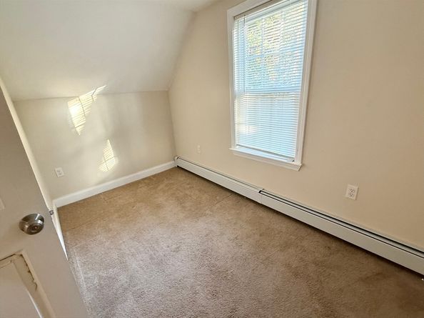 592 Westminster Hill Rd, Fitchburg MA 01420