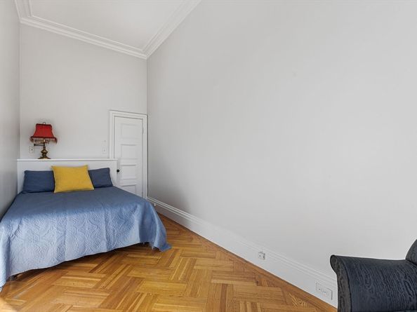396 Beacon Street 3, Boston MA 02116