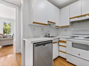 396 Beacon Street 3, Boston MA 02116