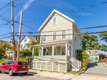 114 Wrentham St