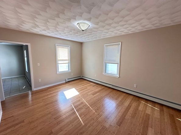 88 Pearl St, Somerville MA 02145