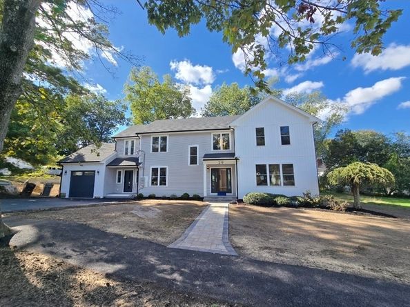 29 S Gate St, Dedham MA 02026