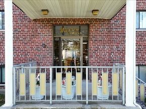 111 Warren Ave 1F, Quincy MA 02170