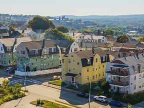 96 Vernon St, Worcester MA 01610