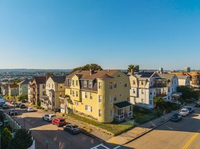 96 Vernon St, Worcester MA 01610