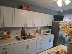96 Vernon St, Worcester MA 01610