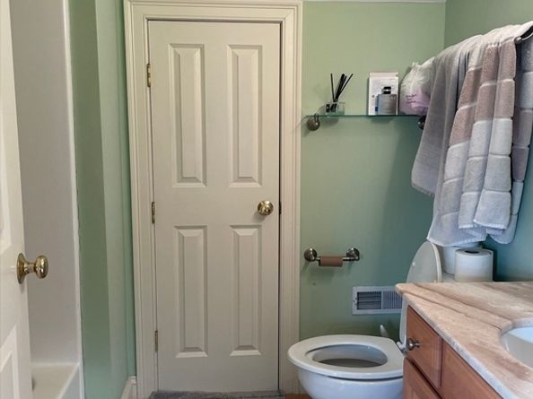 220 Grove Street 1, Waltham MA 02453